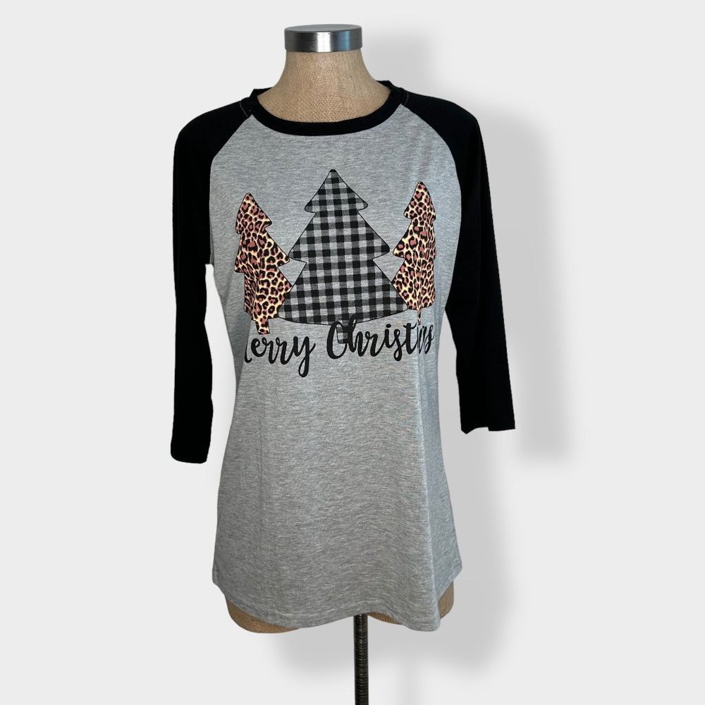Women's Merry Christmas Baseball Tee L